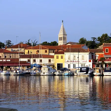 With A Parking Space Novigrad - 15227 Apartment